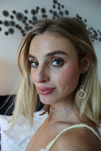 Load image into Gallery viewer, Mode shape drop earrings

