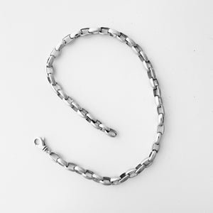 Thick Oval Statement chain